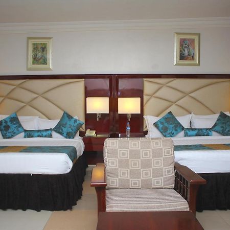 De Rembrandt Hotels And Suites Ікеджа Екстер'єр фото