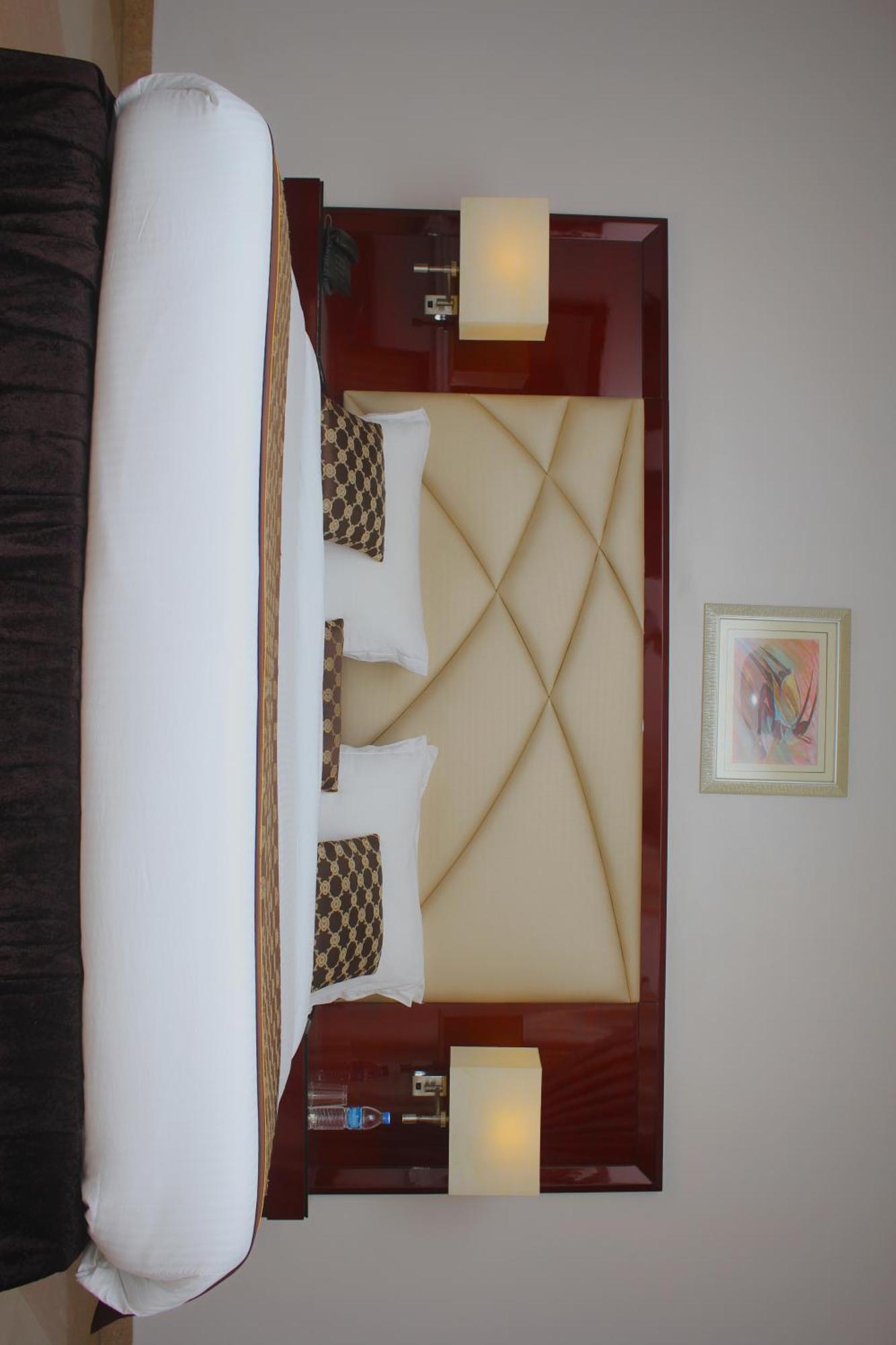 De Rembrandt Hotels And Suites Ікеджа Екстер'єр фото