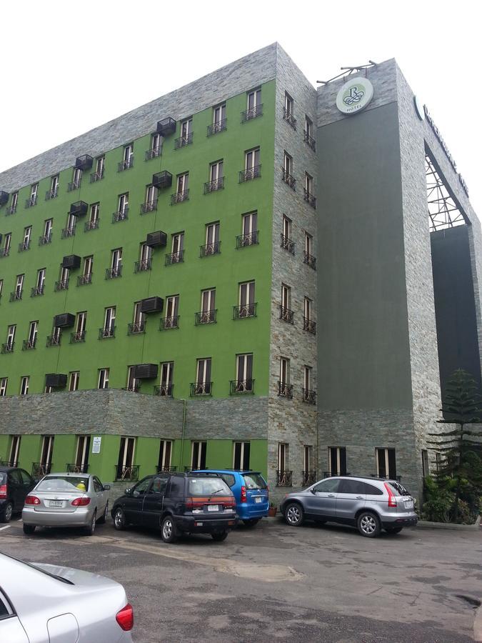 De Rembrandt Hotels And Suites Ікеджа Екстер'єр фото