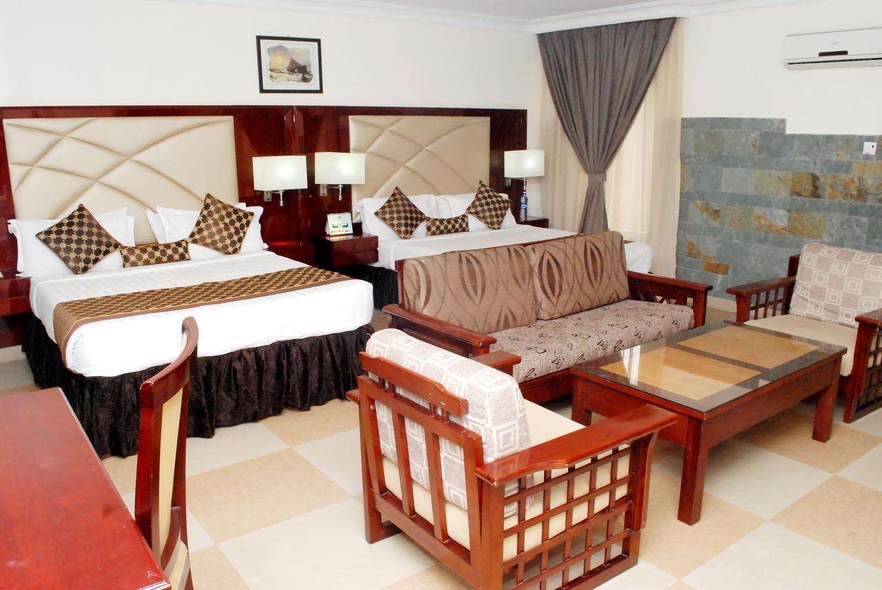 De Rembrandt Hotels And Suites Ікеджа Екстер'єр фото