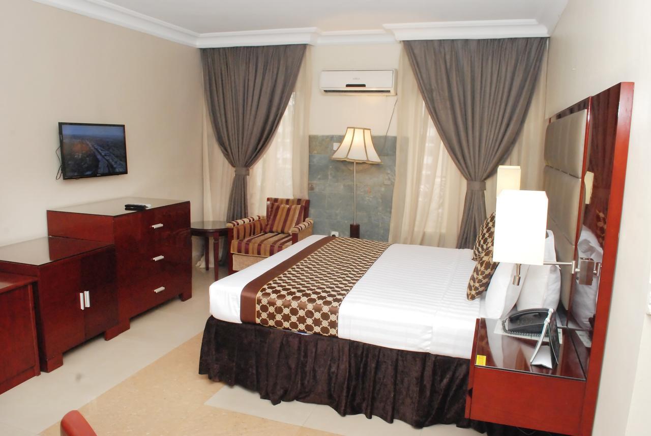 De Rembrandt Hotels And Suites Ікеджа Екстер'єр фото
