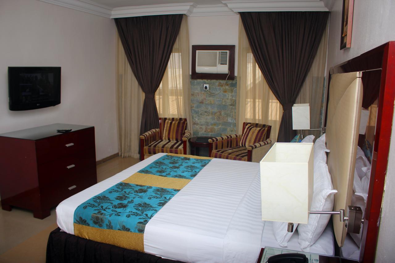 De Rembrandt Hotels And Suites Ікеджа Екстер'єр фото