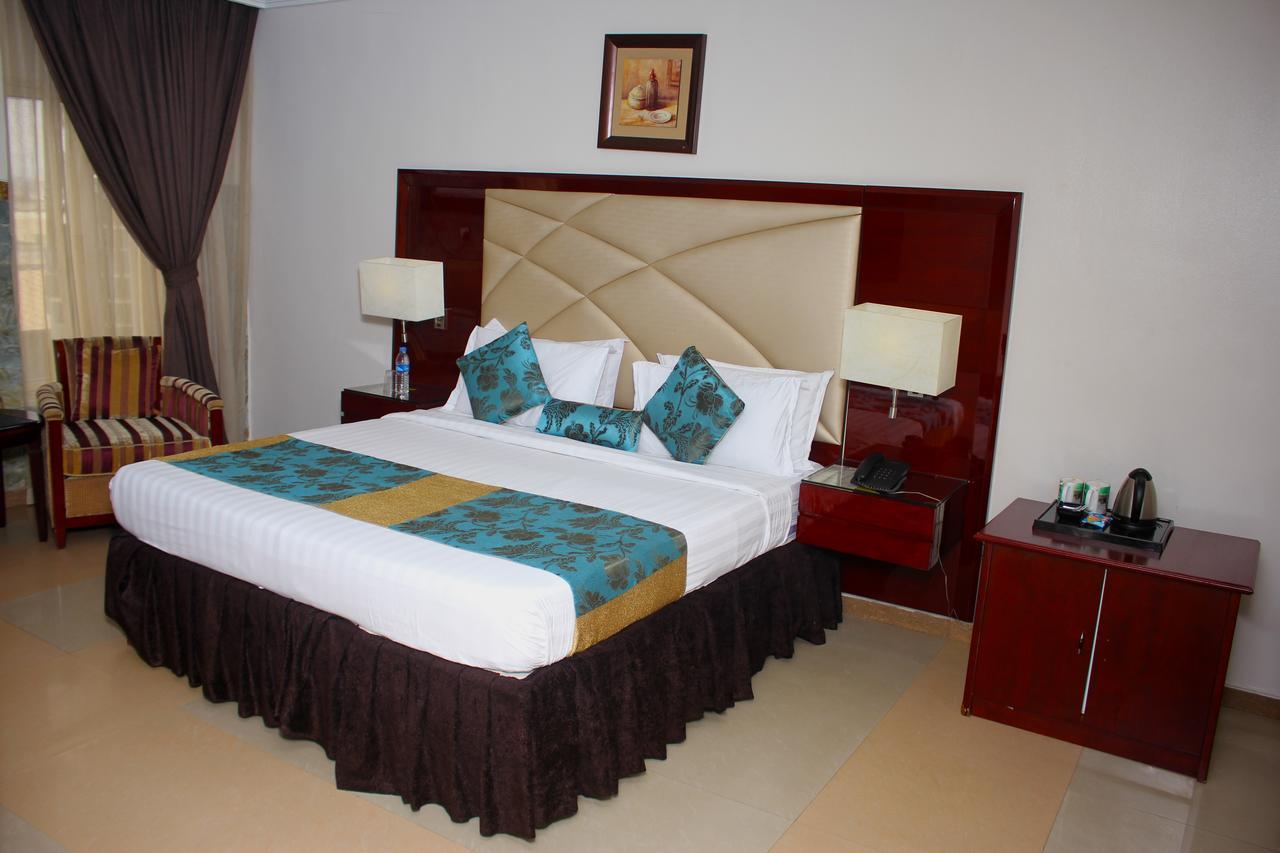 De Rembrandt Hotels And Suites Ікеджа Екстер'єр фото
