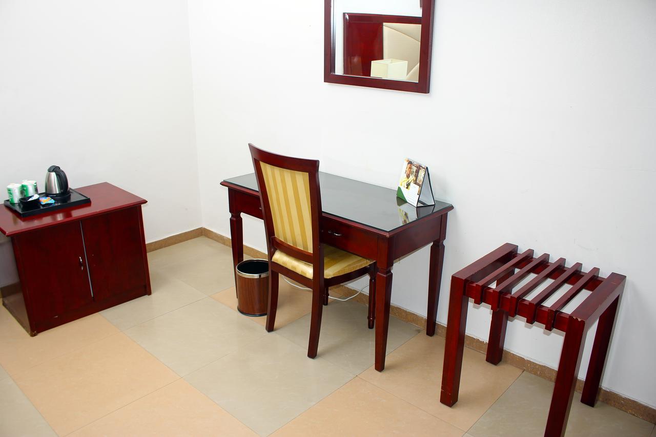 De Rembrandt Hotels And Suites Ікеджа Екстер'єр фото