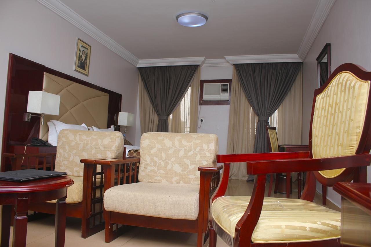 De Rembrandt Hotels And Suites Ікеджа Екстер'єр фото