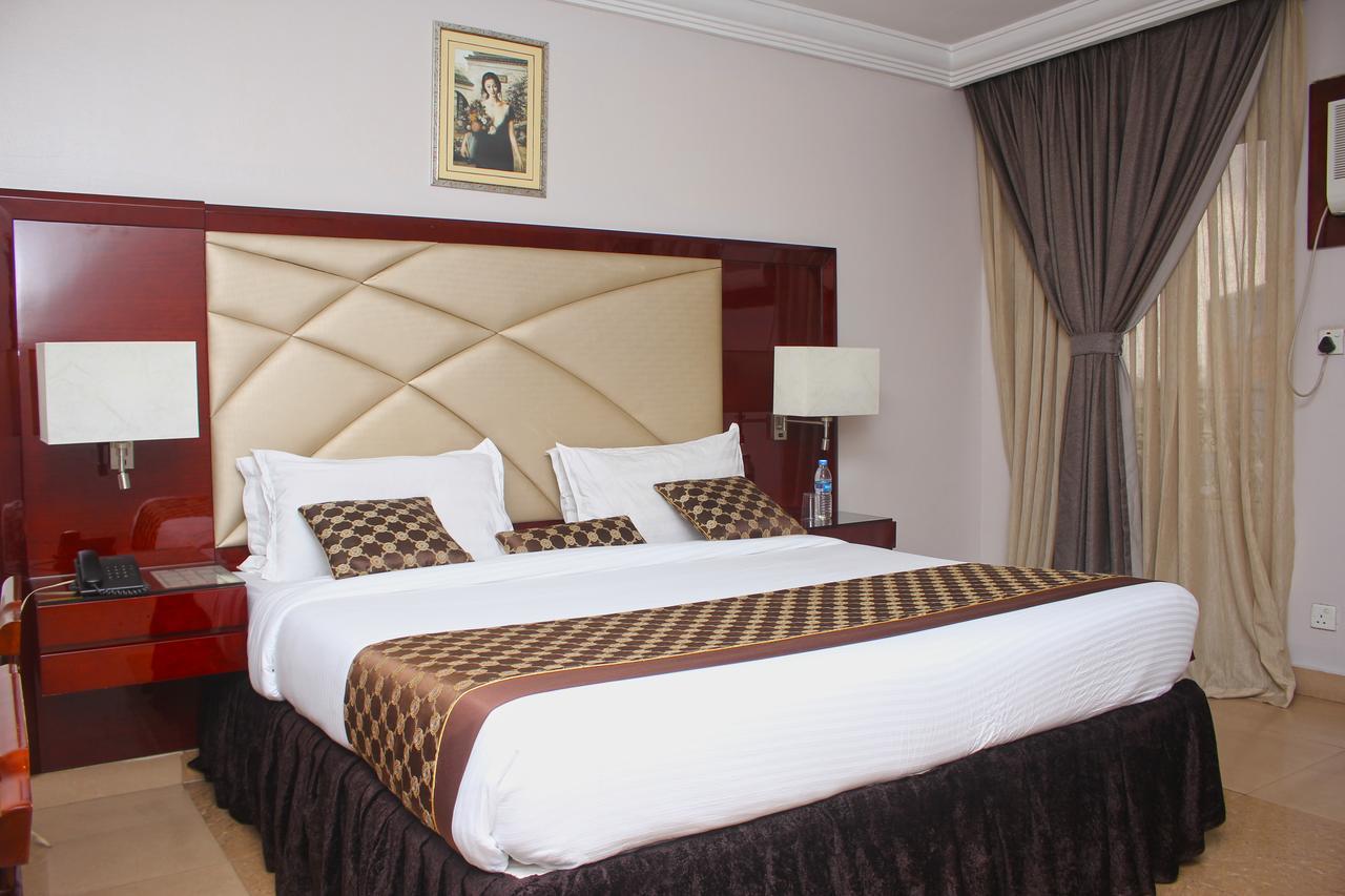 De Rembrandt Hotels And Suites Ікеджа Екстер'єр фото